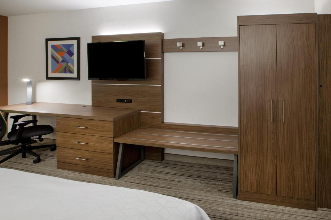 Holiday Inn Express & Suites - Milan - Sandusky Area By Ihg Kültér fotó