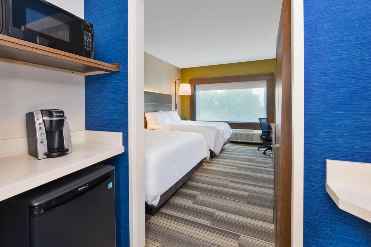 Holiday Inn Express & Suites - Milan - Sandusky Area By Ihg Kültér fotó